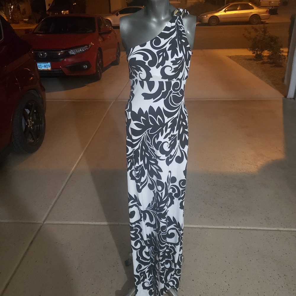 Maxi one shoulder dress